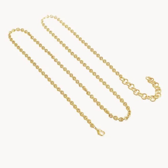 Authentic Louis Vuitton Lock with Unbranded 24k Gold Plating Necklace 303 - Picture 12 of 12